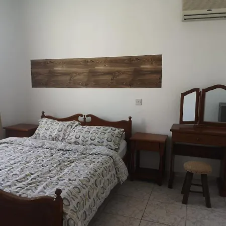 1-bed Cosy Close To Paphos