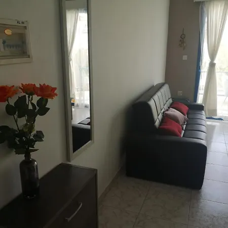 Apartment 1-bed Cosy Close To *
