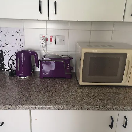 1-bed Cosy Close To Paphos